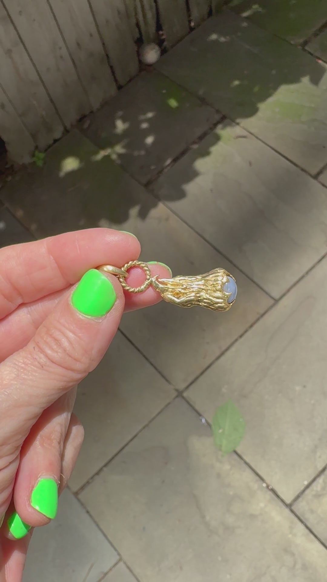 18K Gold Eagle with Star Sapphire