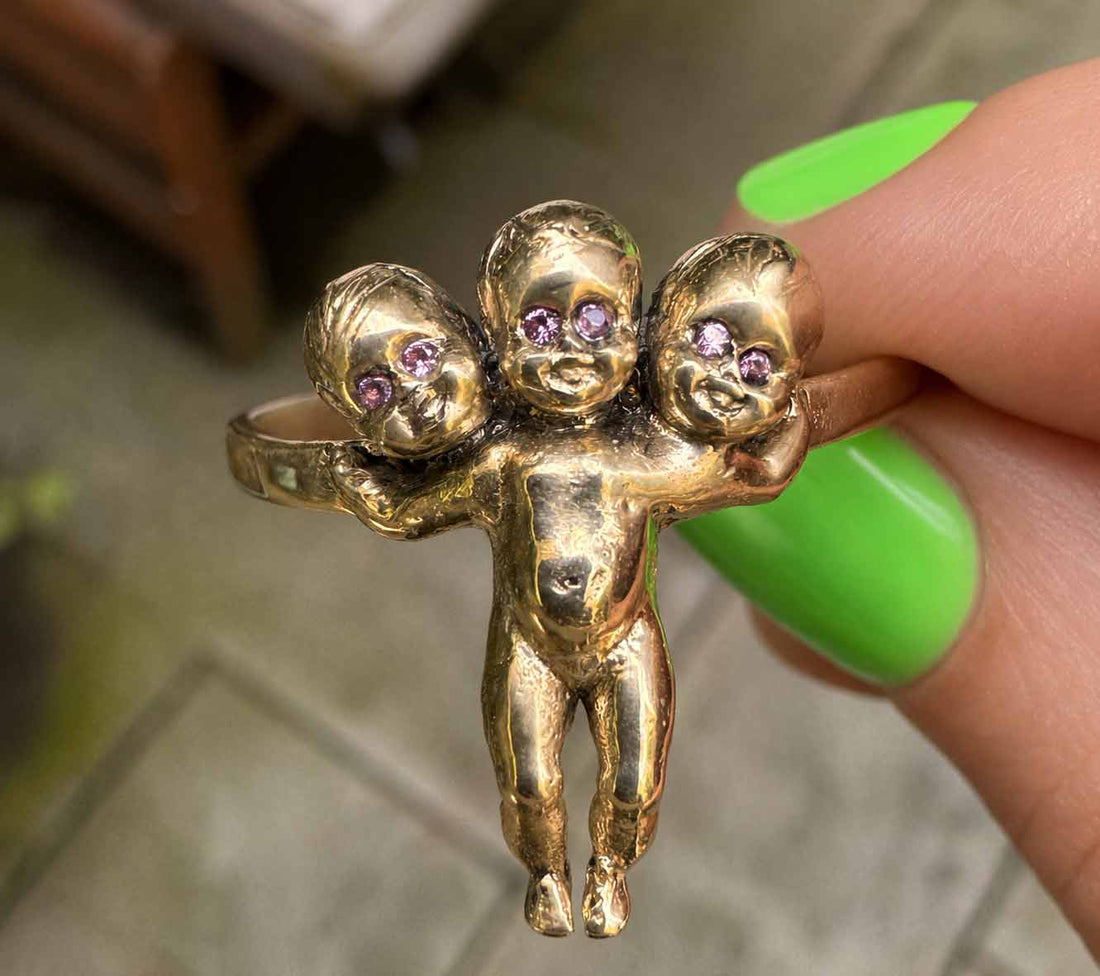 3 Headed Baby Ring in 14K Gold, Sapphire Eyes